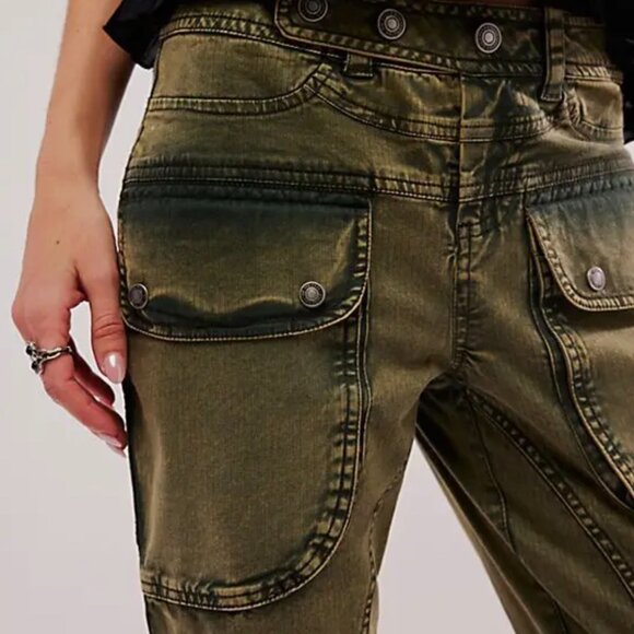NWT $148 Free People We The Free Hot In It Moto Pants Army Green Size 4 - Picture 2 of 9
